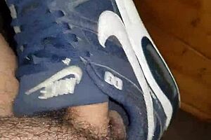 Twink blows gay dick in nike airmax?