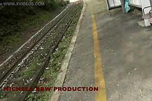 ti scopo alla fermata dellautobus