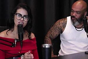 jordanna gomes japa's first recording, wild outdoor menage at gay club!