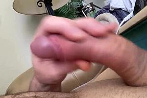 Amateur homemade voyeur flashing