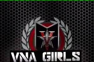 Sunny Lanes Fingers Her Big Pussy Lips Alone at Home