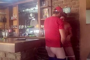 Brunette milf enjoys a relaxing massage from behind