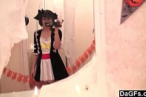 I’m loving this sexy Caribbean pirate girl stripping on cam