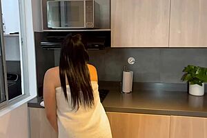 i got colombian whore to give ass for not cutting gas service sara films