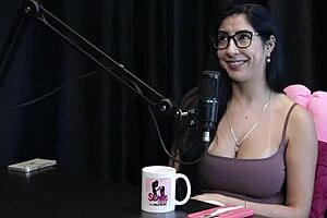 Her live got leaked on Xvideos, Renatinha Melo felt undervalued in marriage, givin’ tips for starters while personal life stays suppressed, ya know?