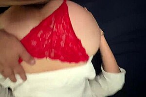 mi secretaria latina se empina para rico anal