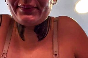 Amazing scenery and sexy girls at the gym!