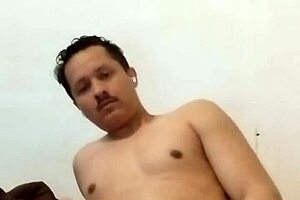 I masturbated in my friend's room during a homemade massage