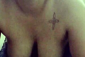 Aurora Practices Sexy Squats Mature Mexican