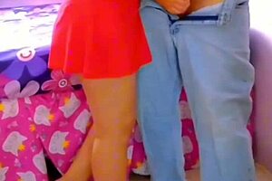 Que rico cogidon me di� el vecino casado de alado en su propia casa y cama �le saque toda la leche hasta la �ltima gota