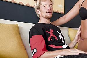 amateur hot latina with big ass doing various activities - tublancopapi