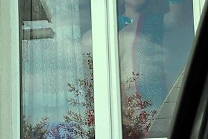 Taxi Driver Spots Naked Milf Washing Window
