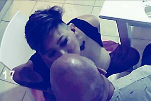 Garganta Profunda De Otro Mundo Como Chupa La Pija Esta Puta