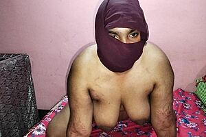 Makeup Guy Fucks Hot Indian Model Client Hard At Home