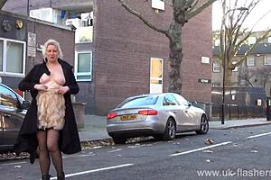 i-i-i accidentally caught amber west flashing her pussy in public upskirt