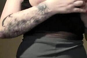 Play With Pussy Using Dildo And Vibrator!