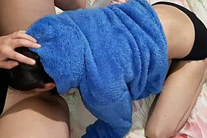 Girlfriend Eats Wet Pussy Hotly