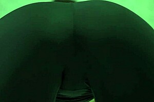Intense blowjob sounds and pussy close up in yoga pants 69