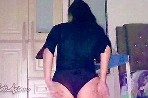 Sexy Asian girl gets fucked at midnight POV 😍