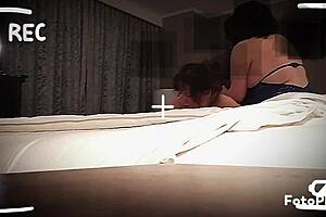 Snowbunnyqueen27 rocks interracial threesome with big cocks