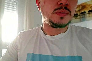 pov caught stepsister masturbating and we came together 😏