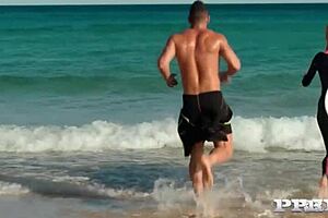 blonde babe cherry kiss squirts and receives facial outdoors