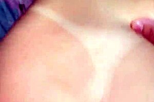 ohhh, that cum on her big latina ass looks so delicious 😍