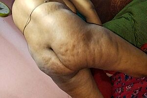 office boy fucks his madam at work