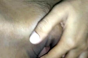 RUB HER PUSSY WITH MY DICK TO BURST!