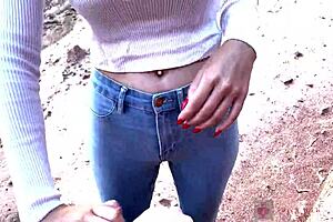 She Shows Face With Glasses In Deep Blowjob Canyon!