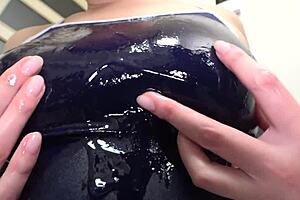 i secretly filmed japanese cosplay big tits milf in the bath