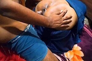 Yourheena543 fucks neighbor bhabhi doggy style 😈