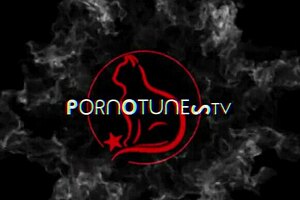 i join a wild threesome with sluty red cat, milkingtable, and sexmachine