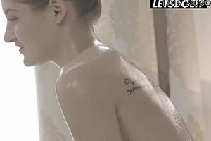 tiffany tatum oils her body and takes a hard fucking