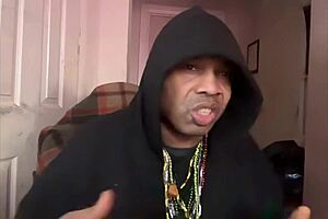 Goth Bodybuilder's Homemade Amateur Cunnilingus Talk