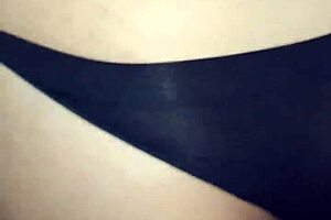 After the party, the young latina was caught on the street and he couldn't wait five minutes