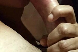 Couldn't hold and came in slut's mouth