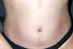 vagabunda sentando e gozando na rola