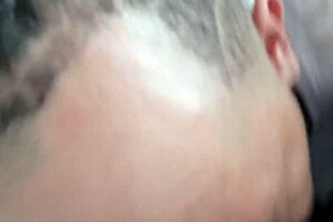 Aku lapar banget pengen jari-jari liar dan naik-naik gila