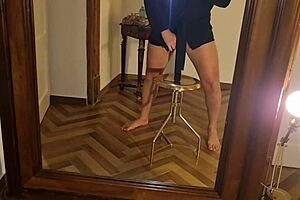 amateur jerk off with huge cumshot explosion 😜