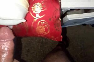 moroccan girl asks, 'want to fuck my homemade pussy?'