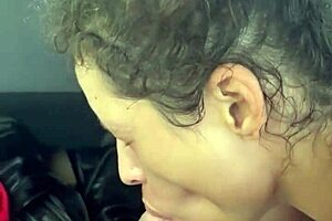 I'm on the phone with my boyfriend while getting fucked naked in public