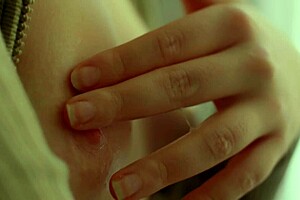 I'm watchin this beautifull blonde model tease her small tits n pussy in slow motion, it's so hot! 😍