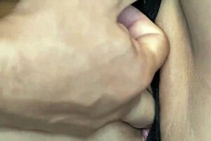 Sexy Maid Feels Passionate Blowjob