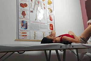 i messed up and said ginecologista enfia dedo no cu e fode paciente