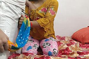 Indian Girlfriend Fucked Outdoors In Hotel!