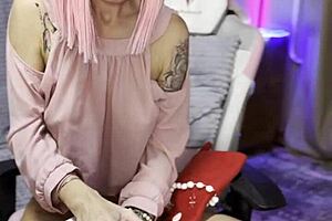 Trying New Santa's Gift For Pussy And Getting Hot Orgasm