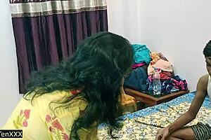 Watch Devar Fuck Bhabhi's Hairless Pussy In Amazing Doggy