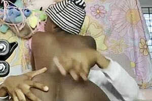 Casual Couch Fuck With Big Black Cock And Midget In Florida