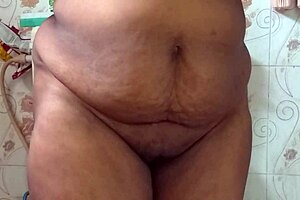 Horny Desi Wife Shows Big Boobs And Shaved Pussy In Saree